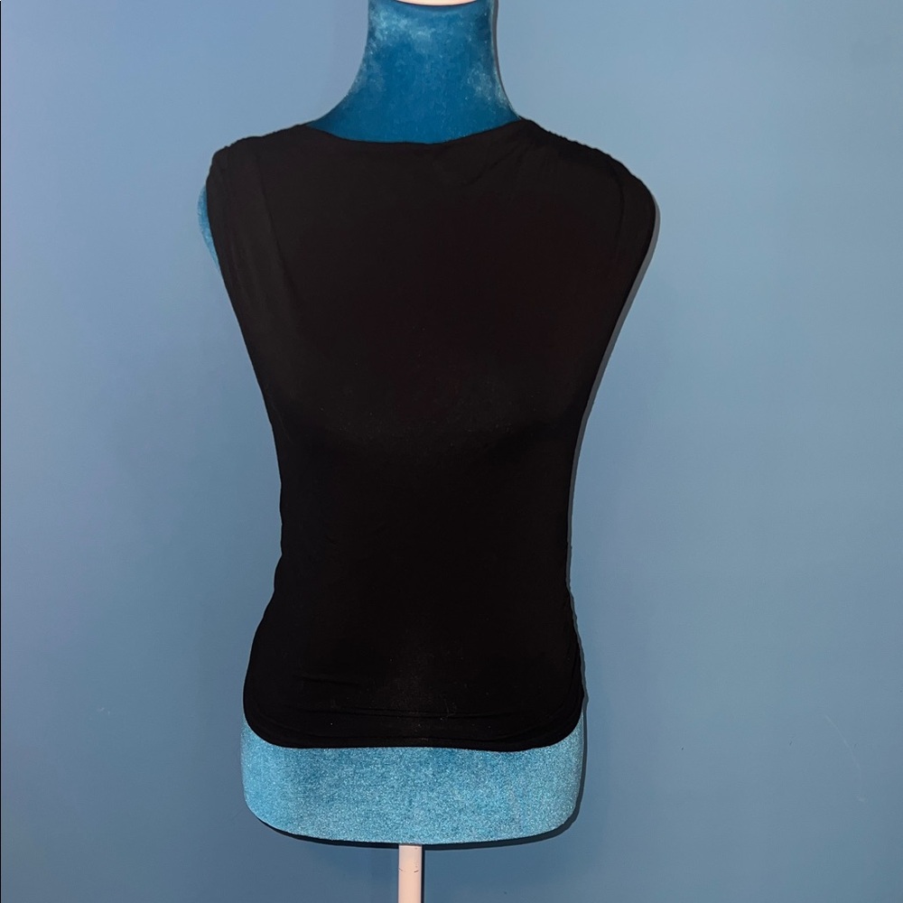 Black Muscle Tee